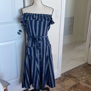 Very cute and comfortable By Violet Weekend dress.